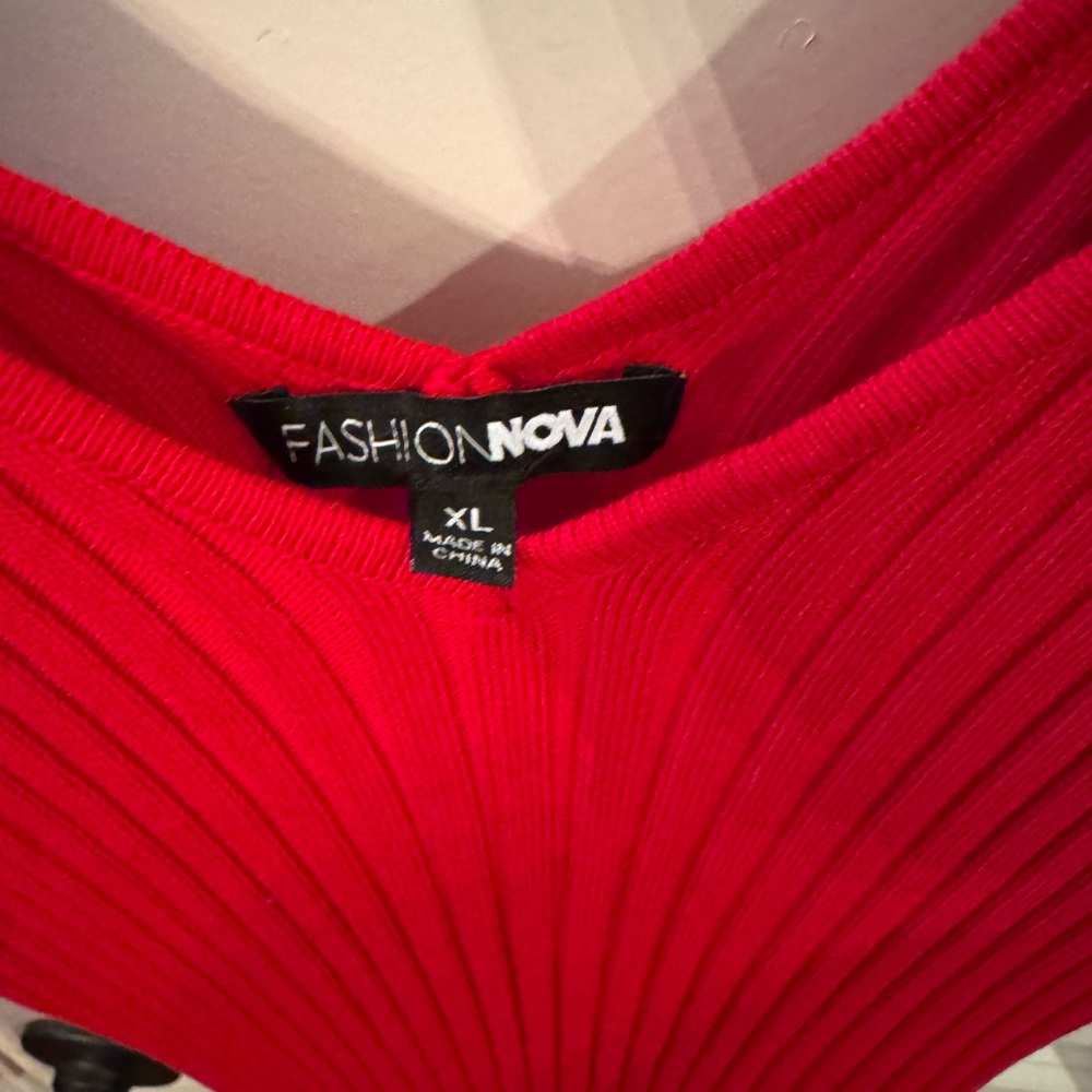Fashion Nova Red V-Neck Long Sleeve Bodycon Dress - Picture 2 of 2